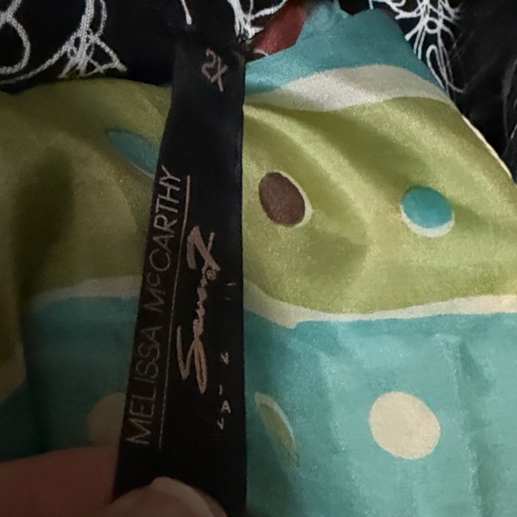 Melissa McCarthy Black and White Faux Fur Vest - Picture 6 of 6